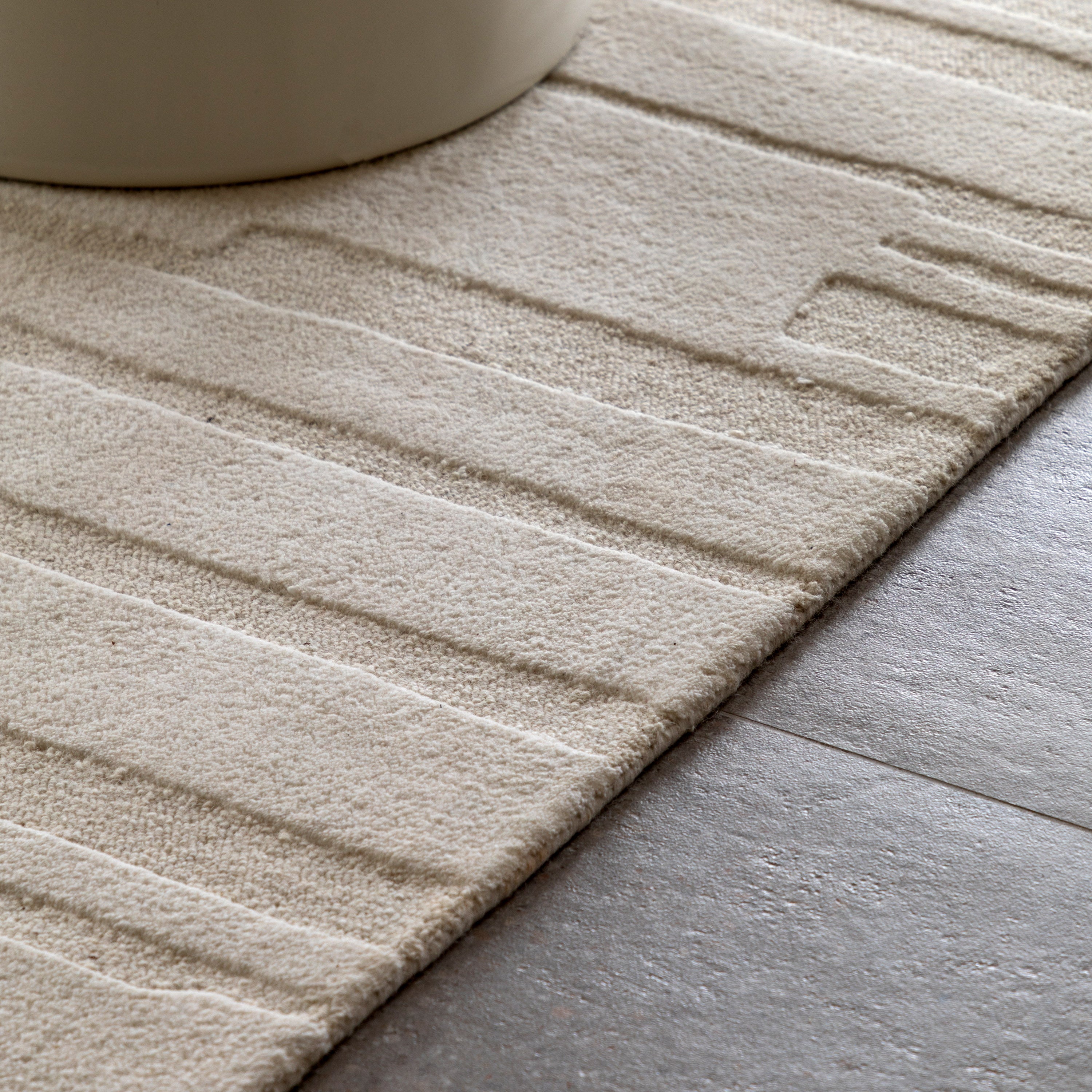 Clifton Cream Tufted Tonal Rug 160x230
